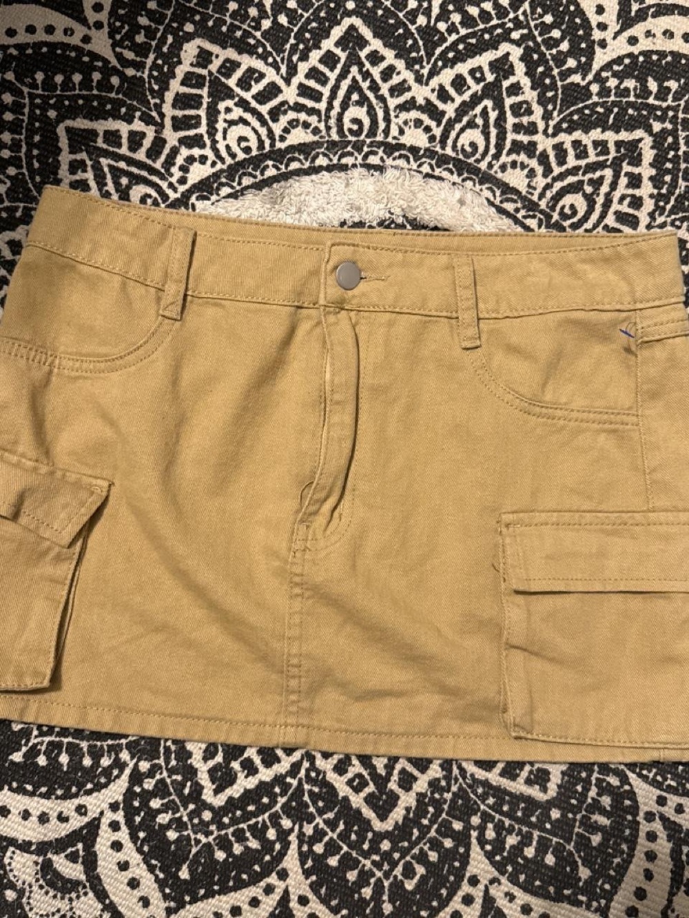 SHEIN Khaki Cargo Mini Skirt with Patch Pockets